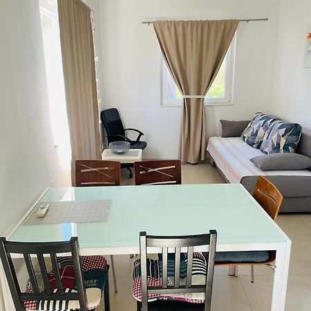 Apartamento Oaza Mira Tisno Exterior foto